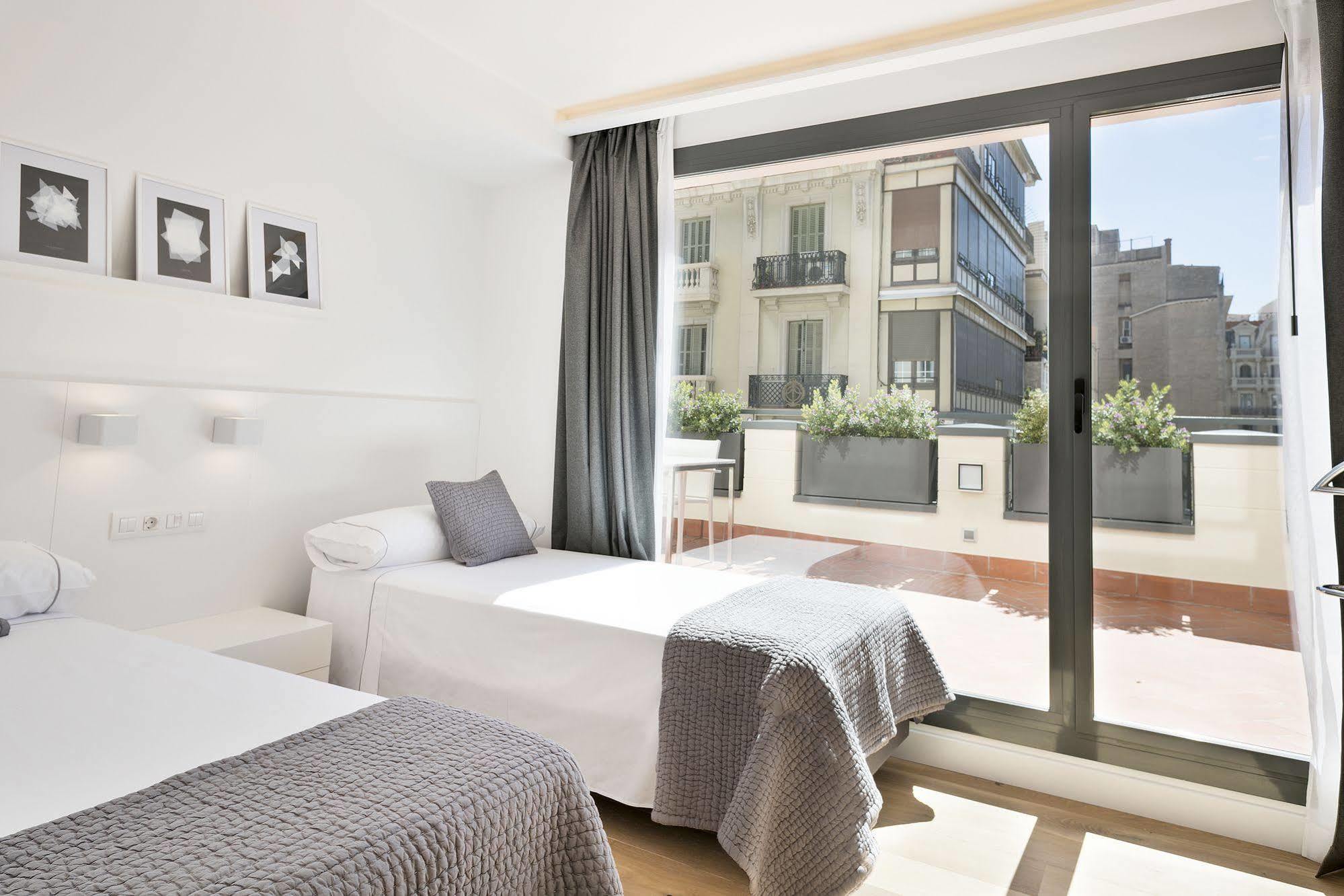 Hotel Murmuri Barcelona Exteriör bild